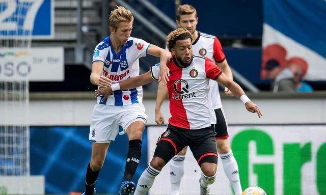 队过招的机 队过招的机