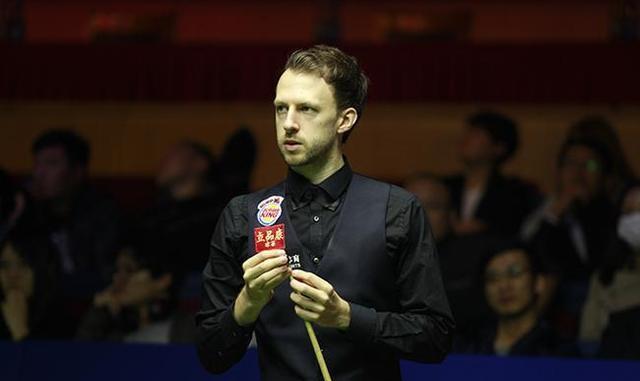 仅展现了两 仅展现了两